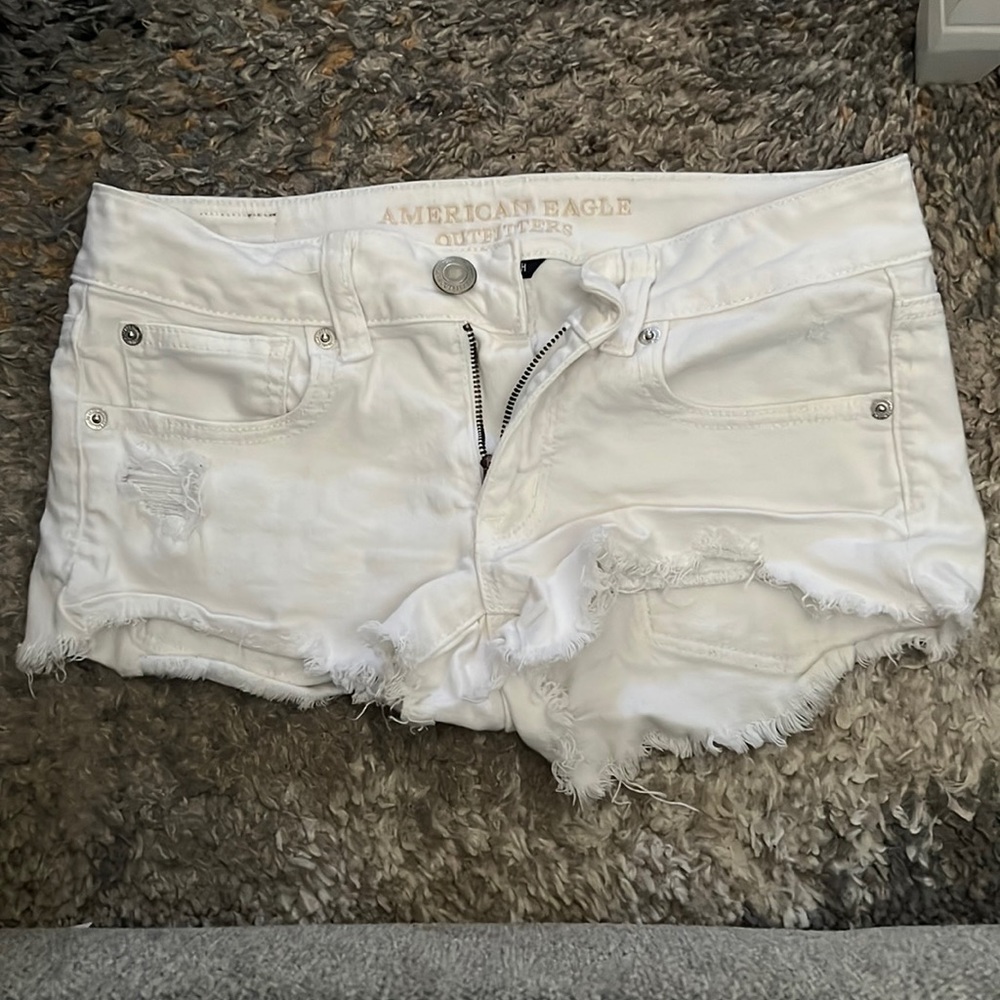 White American Eagle Shorts